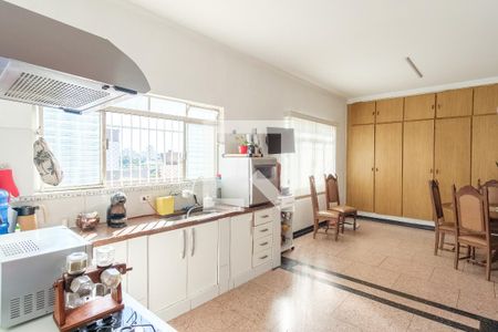 Casa à venda com 360m², 3 quartos e 6 vagasCozinha
