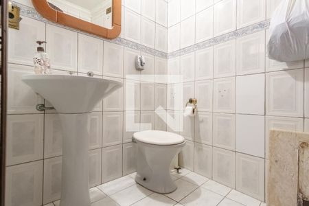 Casa à venda com 360m², 3 quartos e 6 vagasLavabo da Garagem