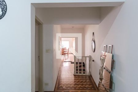 Casa à venda com 360m², 3 quartos e 6 vagasCorredor