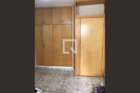 Casa à venda com 55m², 2 quartos e sem vaga