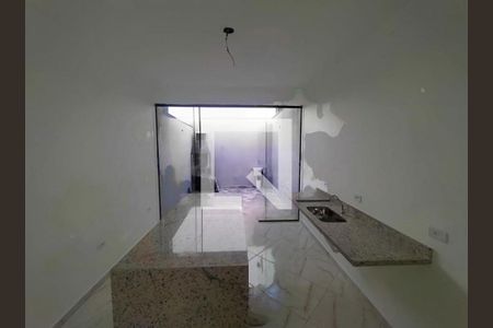 Casa à venda com 125m², 3 quartos e 2 vagas