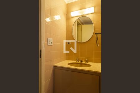 Apartamento à venda com 254m², 3 quartos e 2 vagasBanheiro do Quarto 2