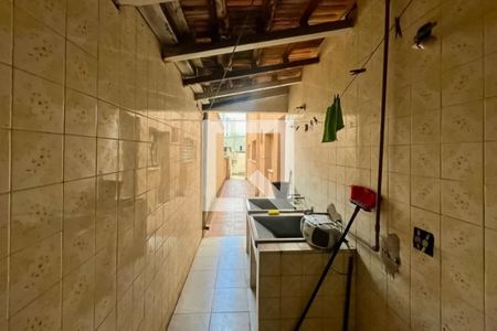 Casa à venda com 300m², 4 quartos e 2 vagasÁrea de Serviço
