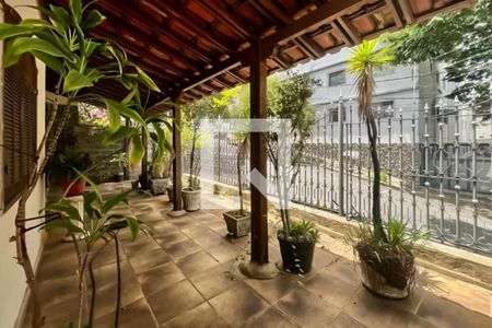 Casa à venda com 300m², 4 quartos e 2 vagasÁrea Externa