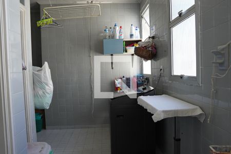 Apartamento à venda com 120m², 2 quartos e 1 vagaÁrea de Serviço