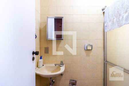 Apartamento à venda com 240m², 4 quartos e 3 vagasBanheiro 