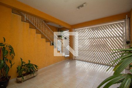 Casa à venda com 210m², 3 quartos e 3 vagas Casa à venda com 210m², 3 quartos e 3 vagasGaragem