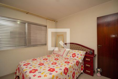 Casa à venda com 210m², 3 quartos e 3 vagas Casa à venda com 210m², 3 quartos e 3 vagasQuarto 3