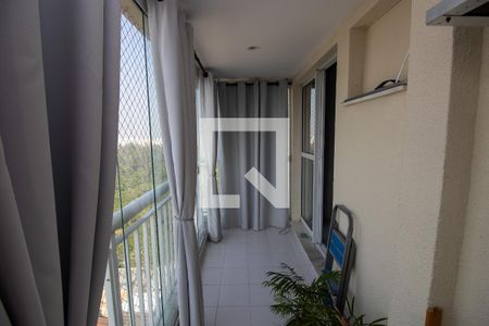 Apartamento à venda com 130m², 3 quartos e 2 vagasVaranda