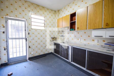 Casa de condomínio para alugar com 320m², 4 quartos e 2 vagas Casa de condomínio para alugar com 320m², 4 quartos e 2 vagasCozinha