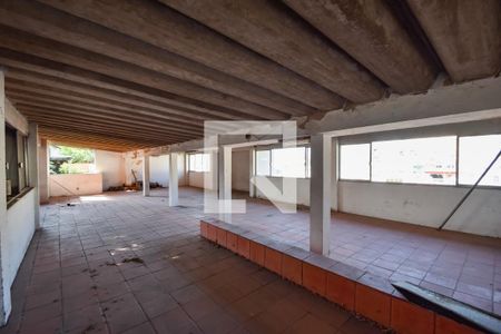Casa de condomínio para alugar com 320m², 4 quartos e 2 vagas Casa de condomínio para alugar com 320m², 4 quartos e 2 vagasTerraço