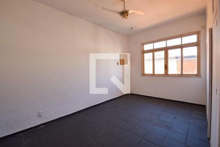 Casa de condomínio para alugar com 320m², 4 quartos e 2 vagas Casa de condomínio para alugar com 320m², 4 quartos e 2 vagasQuarto 3