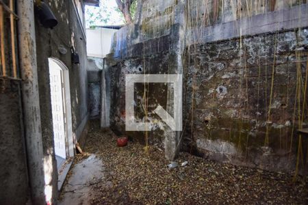 Casa de condomínio para alugar com 320m², 4 quartos e 2 vagas Casa de condomínio para alugar com 320m², 4 quartos e 2 vagasQuintal