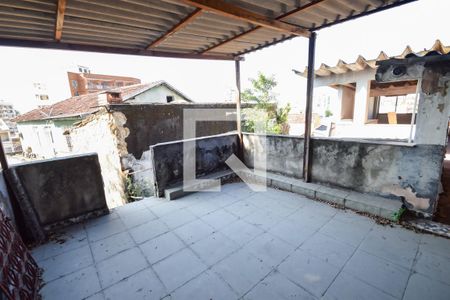 Casa de condomínio para alugar com 320m², 4 quartos e 2 vagas Casa de condomínio para alugar com 320m², 4 quartos e 2 vagasTerraço