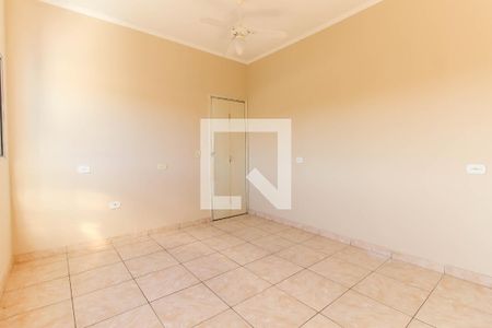 Suíte de casa para alugar com 3 quartos, 160m² em Vila Aparecida, São Paulo