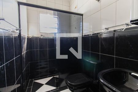 Casa para alugar com 160m², 3 quartos e 2 vagasBanheiro Social