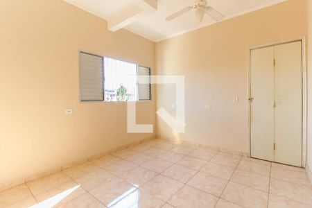 Suíte de casa para alugar com 3 quartos, 160m² em Vila Aparecida, São Paulo