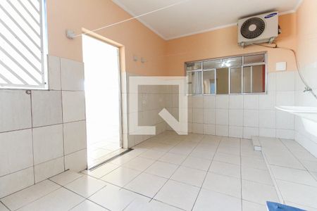 Casa para alugar com 160m², 3 quartos e 2 vagasÁrea de Serviço