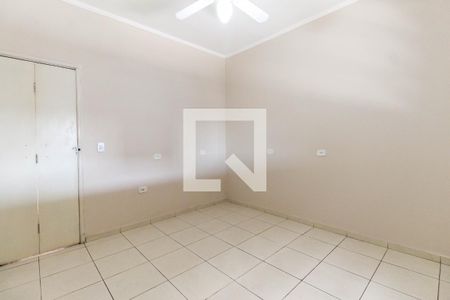 Casa para alugar com 160m², 3 quartos e 2 vagasQuarto 2