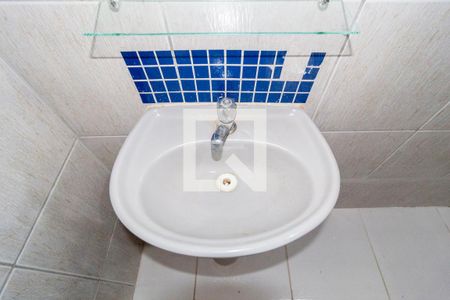 Casa de condomínio à venda com 80m², 2 quartos e 1 vaga Casa de condomínio à venda com 80m², 2 quartos e 1 vagaDetalhe - Banheiro