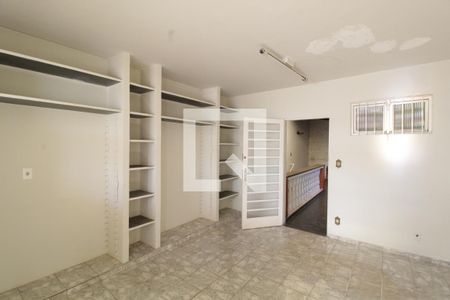 Casa para alugar com 375m², 6 quartos e 3 vagasQuarto 4 - Suíte