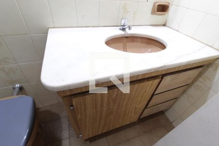 Casa para alugar com 375m², 6 quartos e 3 vagasBanheiro do Quarto 3