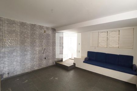 Sala 3 de casa para alugar com 6 quartos, 375m² em Saraiva, Uberlândia