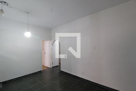 Sala 2 de casa para alugar com 6 quartos, 375m² em Saraiva, Uberlândia