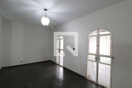 Sala 1 de casa para alugar com 6 quartos, 375m² em Saraiva, Uberlândia