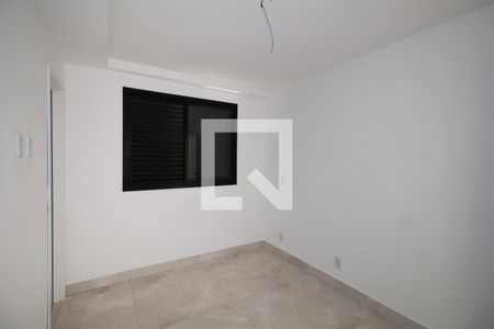 Suíte de apartamento à venda com 3 quartos, 110m² em Ana Lúcia, Belo Horizonte