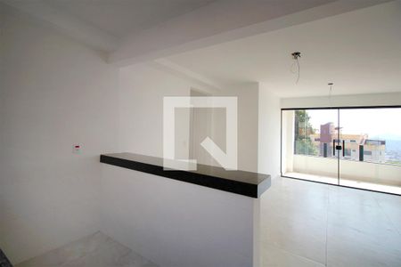 Apartamento à venda com 75m², 3 quartos e 2 vagasCozinha