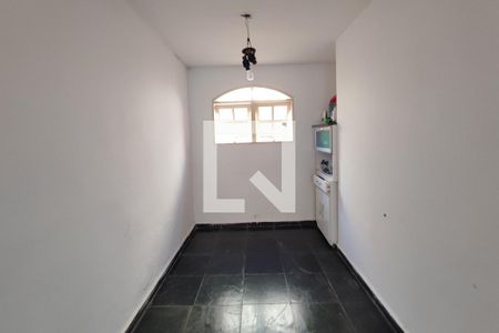 Casa à venda com 194m², 3 quartos e 3 vagas Casa à venda com 194m², 3 quartos e 3 vagasCopa