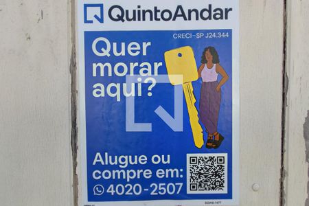 Casa à venda com 194m², 3 quartos e 3 vagas Casa à venda com 194m², 3 quartos e 3 vagasPLACA INSTALADA NA FACHADA