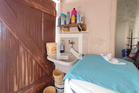 Casa à venda com 194m², 3 quartos e 3 vagas Casa à venda com 194m², 3 quartos e 3 vagasÁrea de Serviço