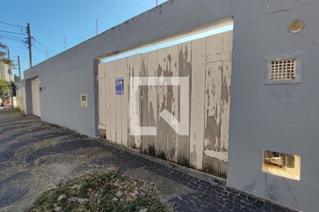 Casa à venda com 194m², 3 quartos e 3 vagas Casa à venda com 194m², 3 quartos e 3 vagasPLACA INSTALADA NA FACHADA