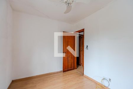 Casa à venda com 325m², 5 quartos e 2 vagasQuarto 3