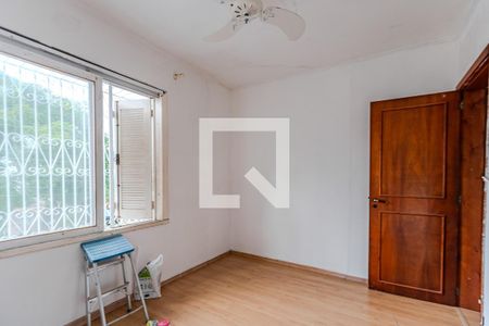 Casa à venda com 325m², 5 quartos e 2 vagas Casa à venda com 325m², 5 quartos e 2 vagasQuarto 3