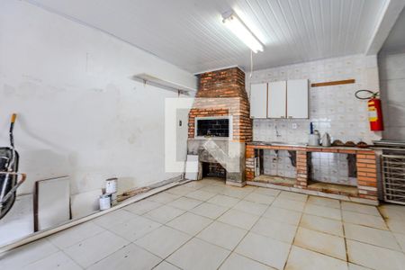 Área externa de casa à venda com 5 quartos, 325m² em Partenon, Porto Alegre