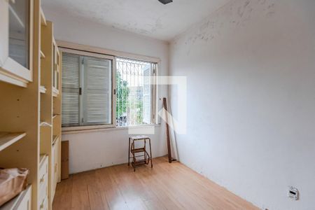 Casa à venda com 325m², 5 quartos e 2 vagas Casa à venda com 325m², 5 quartos e 2 vagasQuarto 4