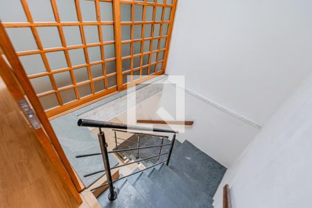 Casa à venda com 325m², 5 quartos e 2 vagasCorredor