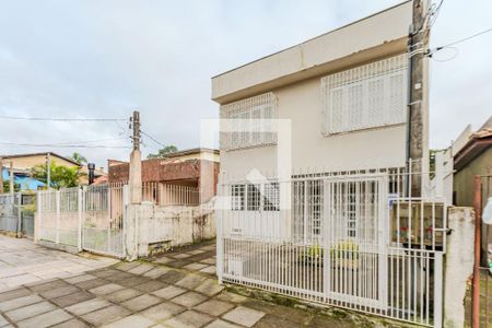 Casa à venda com 325m², 5 quartos e 2 vagasFachada