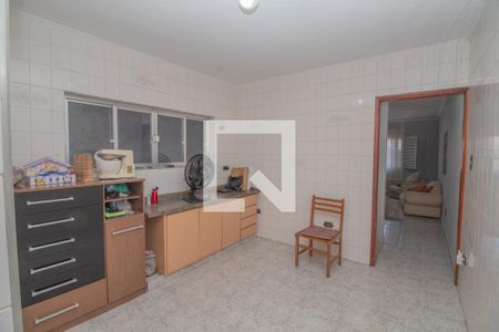 Casa à venda com 215m², 4 quartos e 2 vagasQuarto 2
