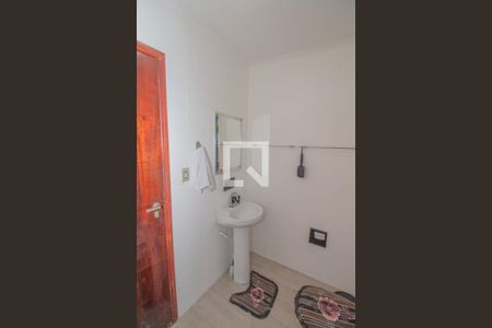 Casa à venda com 215m², 4 quartos e 2 vagasBanheiro 1