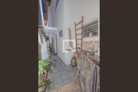 Casa à venda com 215m², 4 quartos e 2 vagasÁrea externa