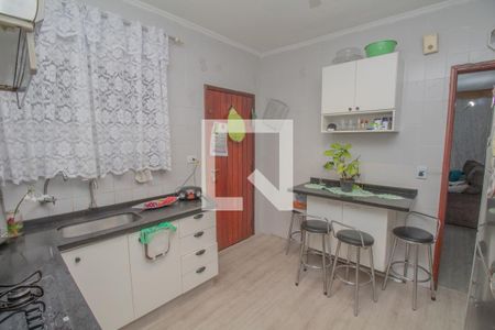 Casa à venda com 215m², 4 quartos e 2 vagasCozinha