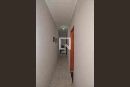 Casa à venda com 215m², 4 quartos e 2 vagasCorredor