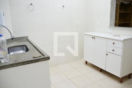 Apartamento para alugar com 119m², 2 quartos e 1 vaga Apartamento para alugar com 119m², 2 quartos e 1 vagaCozinha