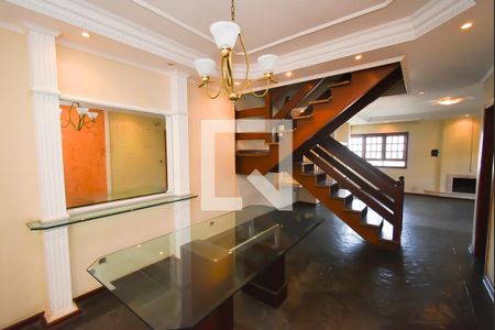 Sala de Jantar de casa à venda com 3 quartos, 220m² em Vila Nivi, São Paulo