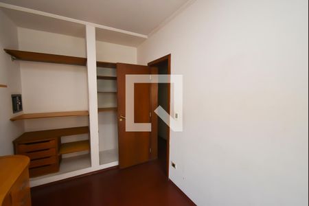 Casa à venda com 220m², 3 quartos e 4 vagasQuarto 2