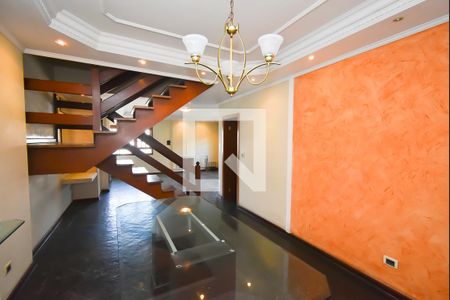 Sala de Jantar de casa à venda com 3 quartos, 220m² em Vila Nivi, São Paulo
